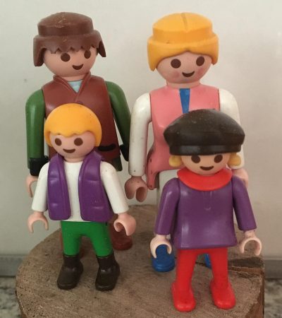 Foto van Innerlijke Familie uitgebeeld door Playmobil poppetjes